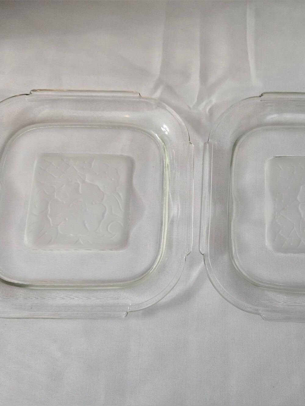 Vintage Clear Glass Square Snack Plates Frosted Floral Center – Set of 2